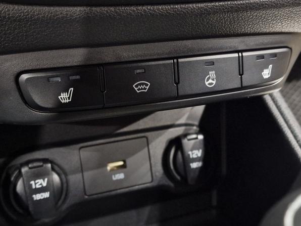 Hyundai Solaris II Рестайлинг с пробегом 2021 года, цена 1 490 000 рублей, 99515 км, седан, Автокод Объявления