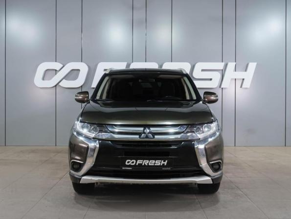 Mitsubishi Outlander III Рестайлинг 2 с пробегом 2017 года, цена 1 699 000 рублей, 179653 км, внедорожник, Автокод Объявления