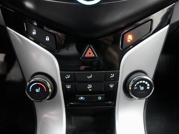 Chevrolet Cruze I Рестайлинг с пробегом 2013 года, цена 725 000 рублей, 145365 км, седан, Автокод Объявления