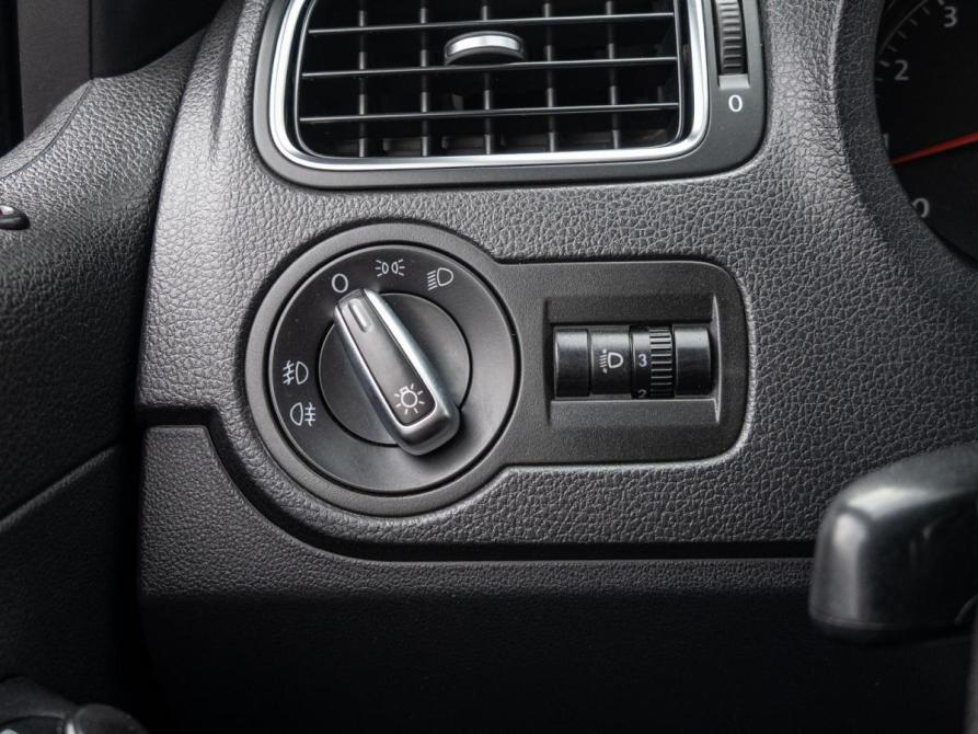 Volkswagen Polo V Краснодар  - изображение 16