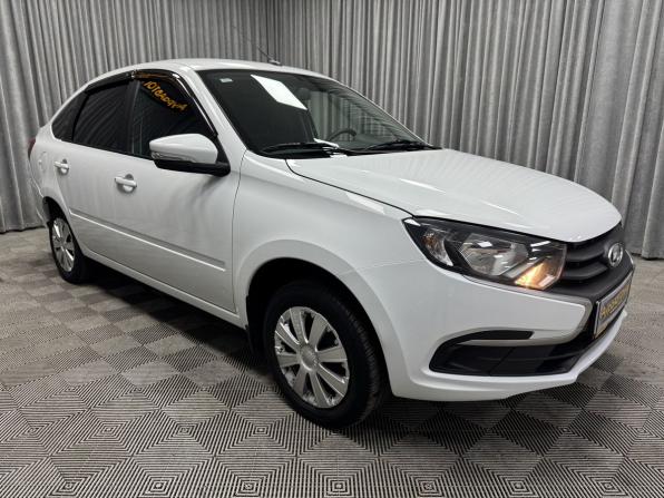Lada (ВАЗ) Granta I Рестайлинг с пробегом 2022 года, цена 850 000 рублей, 25698 км, лифтбек, Автокод Объявления