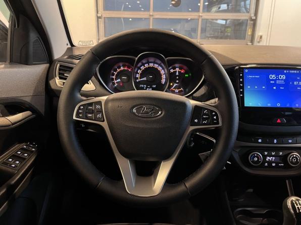 Lada (ВАЗ) Vesta I с пробегом 2019 года, цена 883 000 рублей, 279149 км, седан, Автокод Объявления