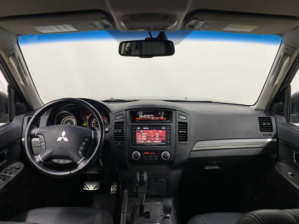 Mitsubishi Pajero IV Рестайлинг 1 с пробегом 2012 года, цена 2 039 000 рублей, 176696 км, внедорожник, Автокод Объявления