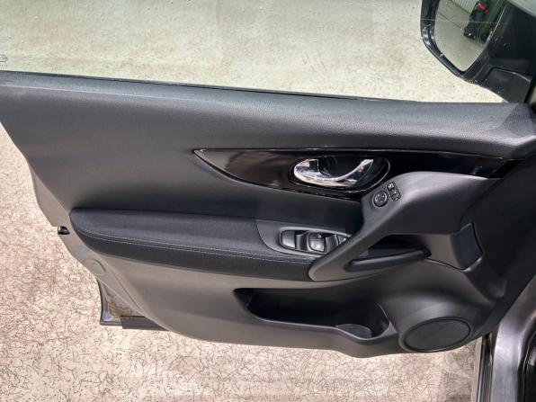 Nissan Qashqai II с пробегом 2016 года, цена 1 249 000 рублей, 221449 км, внедорожник, Автокод Объявления