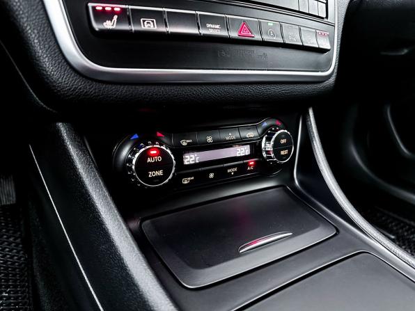 Mercedes-Benz GLA I (X156) с пробегом 2016 года, цена 2 449 000 рублей, 175443 км, внедорожник, Автокод Объявления