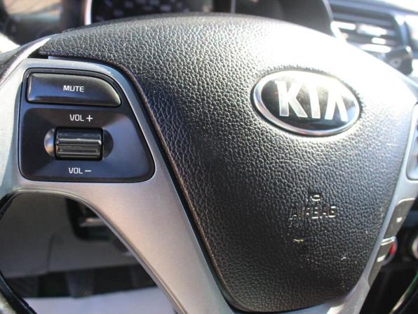Kia Rio III Рестайлинг с пробегом 2015 года, цена 894 000 рублей, 149950 км, седан, Автокод Объявления