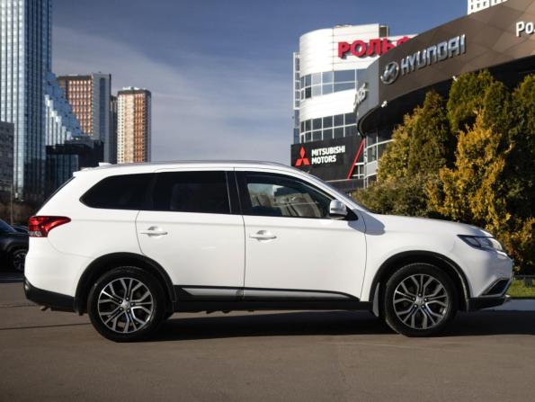 Mitsubishi Outlander III Рестайлинг 2 с пробегом 2018 года, цена 1 788 000 рублей, 142154 км, внедорожник, Автокод Объявления