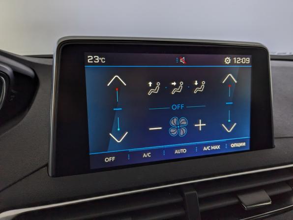 Peugeot 3008 II с пробегом 2019 года, цена 2 290 000 рублей, 76455 км, внедорожник, Автокод Объявления