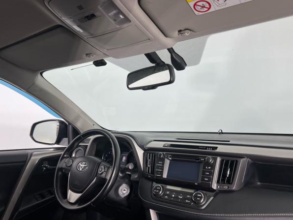 Toyota RAV4 IV (XA40) Рестайлинг с пробегом 2015 года, цена 2 100 000 рублей, 121000 км, внедорожник, Автокод Объявления