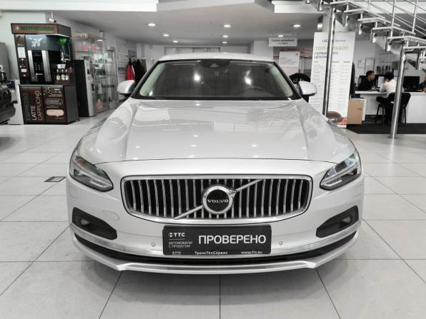 Volvo S90 II Рестайлинг с пробегом 2020 года, цена 2 950 000 рублей, 127129 км, седан, Автокод Объявления