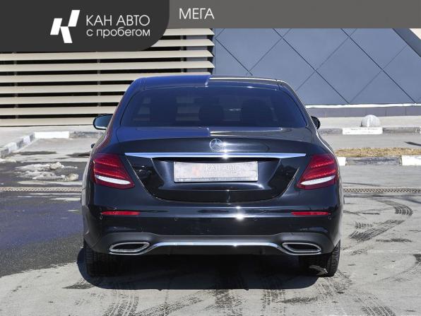 Mercedes-Benz E-Класс V (W213 S213 C238) с пробегом 2018 года, цена 3 247 000 рублей, 106917 км, седан, Автокод Объявления