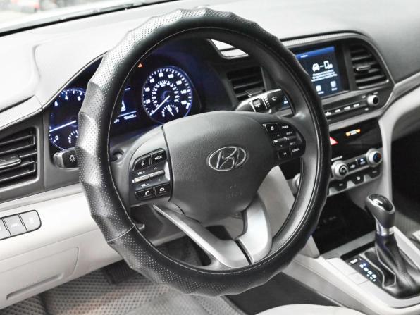 Hyundai Elantra VI (AD) Рестайлинг с пробегом 2019 года, цена 1 250 000 рублей, 254276 км, седан, Автокод Объявления