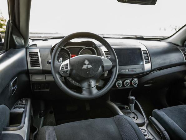 Mitsubishi Outlander II с пробегом 2008 года, цена 898 000 рублей, 328822 км, внедорожник, Автокод Объявления