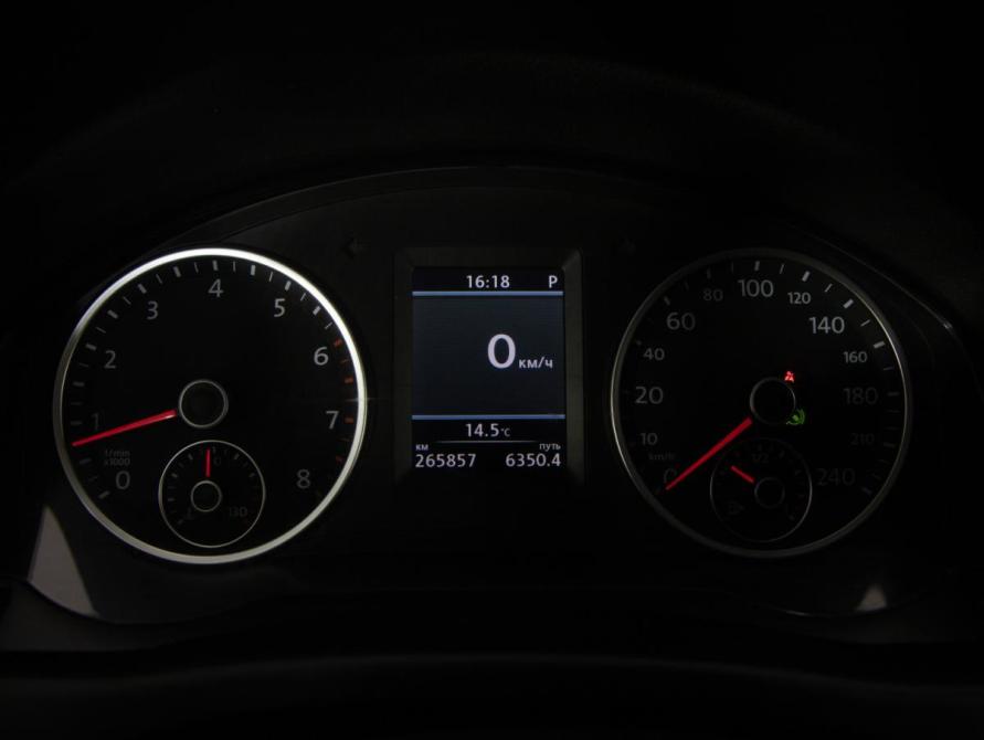 Volkswagen Tiguan I Рестайлинг Санкт-Петербург  - изображение 12