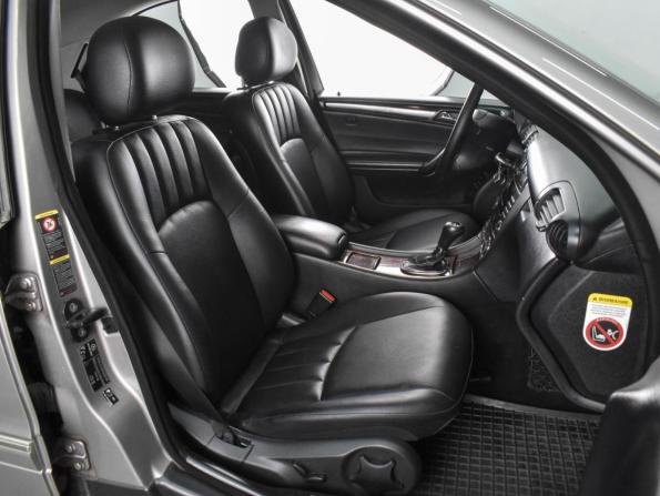 Mercedes-Benz C-Класс II (W203) Рестайлинг с пробегом 2006 года, цена 698 000 рублей, 292243 км, седан, Автокод Объявления
