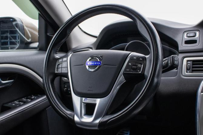 Volvo XC70 II с пробегом 2012 года, цена 1 554 000 рублей, 214260 км, универсал, Автокод Объявления