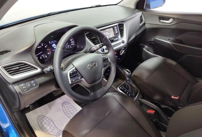 Hyundai Solaris II с пробегом 2018 года, цена 1 263 000 рублей, 99572 км, седан, Автокод Объявления