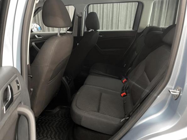 Skoda Yeti I с пробегом 2013 года, цена 950 000 рублей, 162000 км, внедорожник, Автокод Объявления