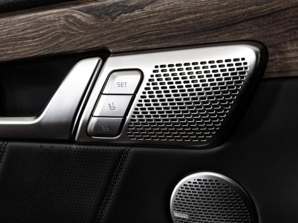 Kia Mohave I Рестайлинг 2 с пробегом 2019 года, цена 3 999 000 рублей, 157000 км, внедорожник, Автокод Объявления