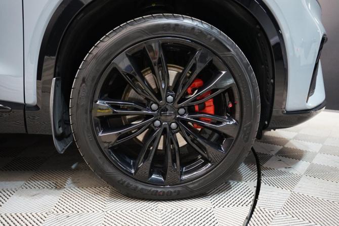 Geely Tugella I Рестайлинг с пробегом 2023 года, цена 3 335 000 рублей, 30000 км, внедорожник, Автокод Объявления
