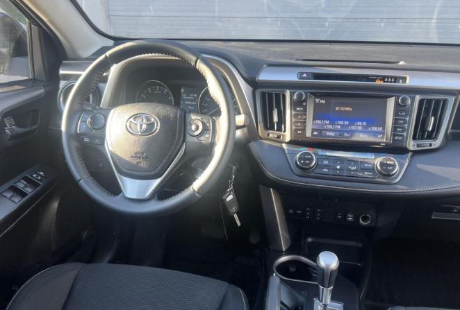 Toyota RAV4 IV (XA40) Рестайлинг с пробегом 2016 года, цена 2 400 000 рублей, 145300 км, внедорожник, Автокод Объявления