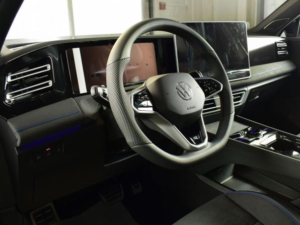 Volkswagen Tiguan III (China Market) с пробегом 2026 года, цена 4 699 995 рублей, 40 км, внедорожник, Автокод Объявления