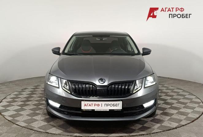 Skoda Octavia III (A7) Рестайлинг с пробегом 2018 года, цена 1 890 000 рублей, 147323 км, лифтбек, Автокод Объявления