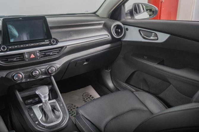 Kia K3 II с пробегом 2021 года, цена 2 049 000 рублей, 40000 км, седан, Автокод Объявления