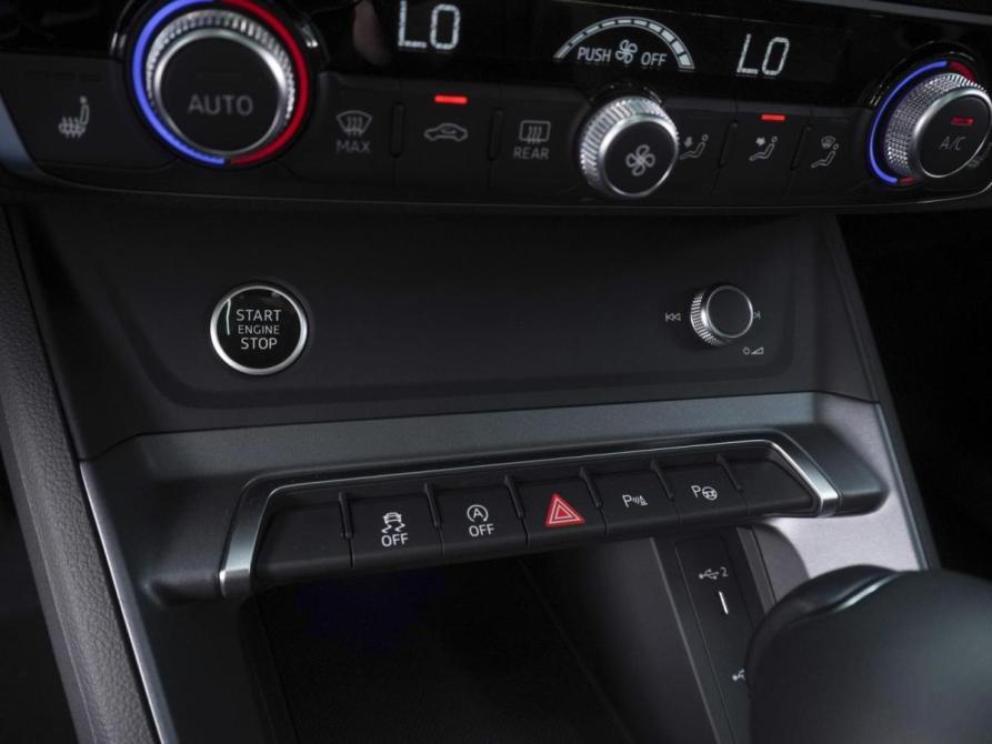 Audi Q3 III (FJ) Ростов-на-Дону  - изображение 15