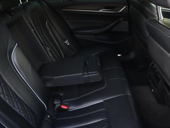BMW 5 серии VII (G30/G31/G38) с пробегом 2018 года, цена 4 200 000 рублей, 129597 км, седан, Автокод Объявления