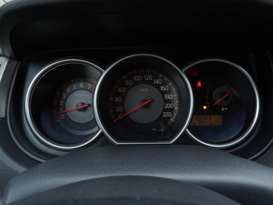 Nissan Tiida I Тверь  - изображение 11