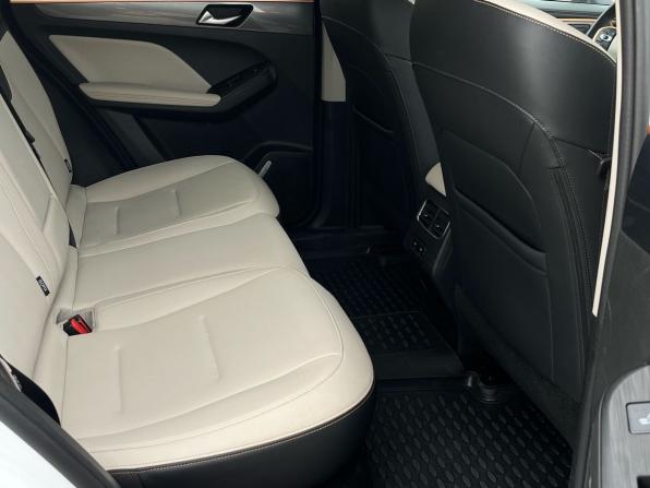 Haval Jolion I с пробегом 2022 года, цена 1 760 000 рублей, 28445 км, внедорожник, Автокод Объявления