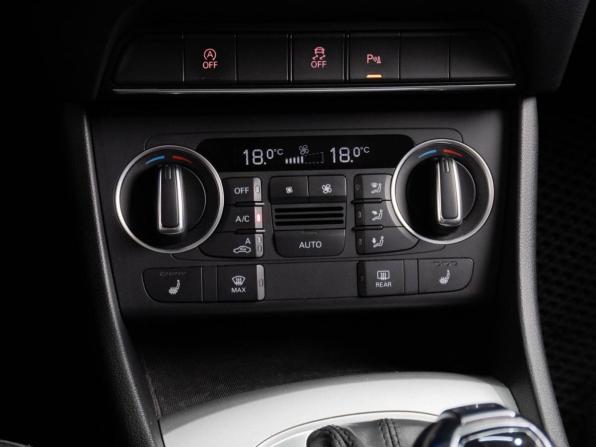 Audi Q3 I (8U) Рестайлинг с пробегом 2015 года, цена 2 049 000 рублей, 121561 км, внедорожник, Автокод Объявления