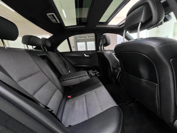 Mercedes-Benz C-Класс III (W204) Рестайлинг с пробегом 2012 года, цена 1 360 000 рублей, 212864 км, седан, Автокод Объявления