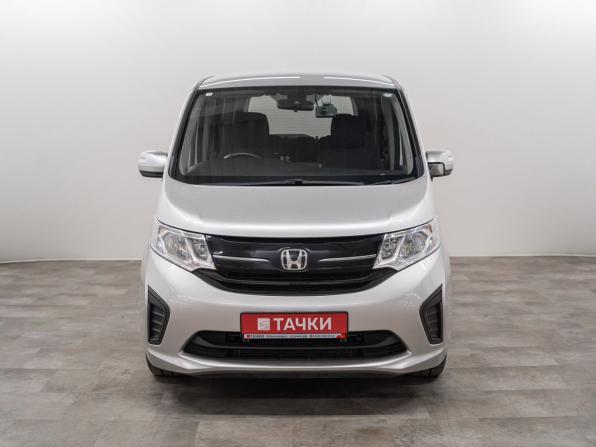 Honda Stepwgn V Рестайлинг с пробегом 2019 года, цена 1 750 000 рублей, 103555 км, минивэн, Автокод Объявления