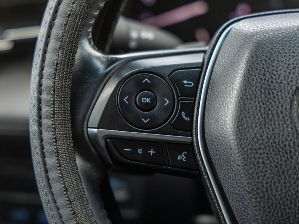 Toyota Avalon V с пробегом 2022 года, цена 3 198 000 рублей, 51016 км, седан, Автокод Объявления