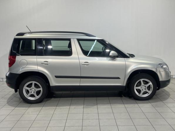 Skoda Yeti I с пробегом 2014 года, цена 853 900 рублей, 100478 км, внедорожник, Автокод Объявления