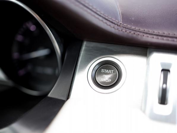 Land Rover Range Rover Evoque I с пробегом 2012 года, цена 1 499 000 рублей, 190614 км, внедорожник, Автокод Объявления