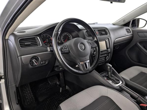 Volkswagen Jetta VI с пробегом 2012 года, цена 995 000 рублей, 184382 км, седан, Автокод Объявления