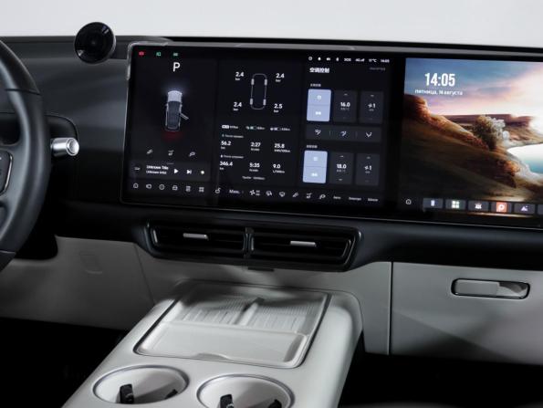 Li Auto (Lixiang) L7 I Рестайлинг с пробегом 2024 года, цена 6 919 000 рублей, 12500 км, внедорожник, Автокод Объявления