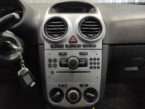 Opel Corsa D Рестайлинг II с пробегом 2013 года, цена 399 000 рублей, 124389 км, хэтчбек, Автокод Объявления