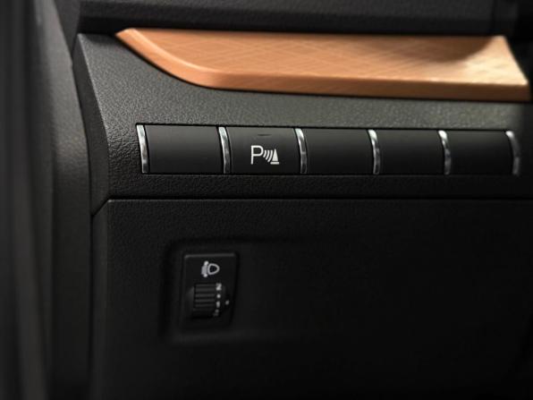 Lada (ВАЗ) Vesta I Рестайлинг (NG) с пробегом 2024 года, цена 1 590 000 рублей, 14500 км, универсал, Автокод Объявления