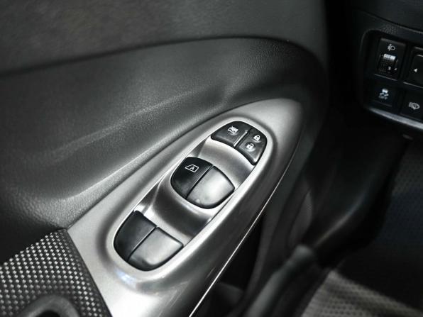 Nissan Juke I с пробегом 2013 года, цена 1 019 900 рублей, 166520 км, внедорожник, Автокод Объявления
