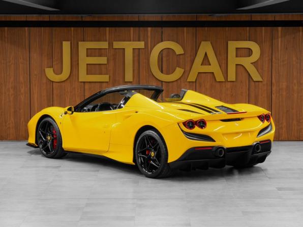 Ferrari F8 с пробегом 2023 года, цена 36 700 000 рублей, 100 км, родстер, Автокод Объявления
