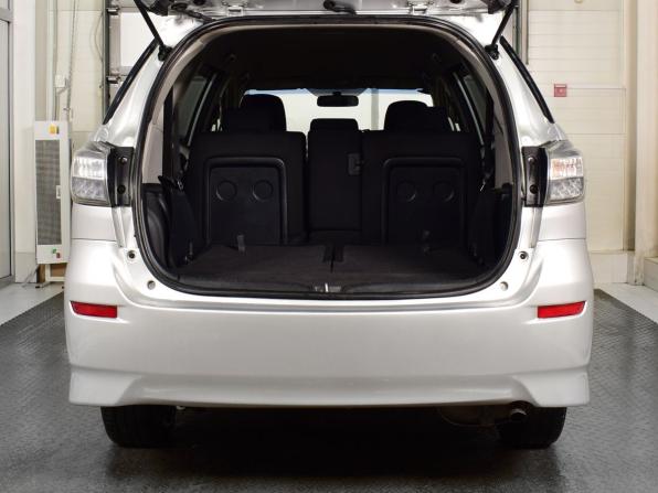 Toyota Wish II Рестайлинг с пробегом 2013 года, цена 1 149 995 рублей, 253877 км, минивэн, Автокод Объявления