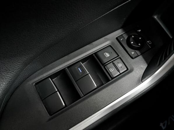 Toyota RAV4 V (XA50) с пробегом 2021 года, цена 3 050 000 рублей, 62472 км, внедорожник, Автокод Объявления