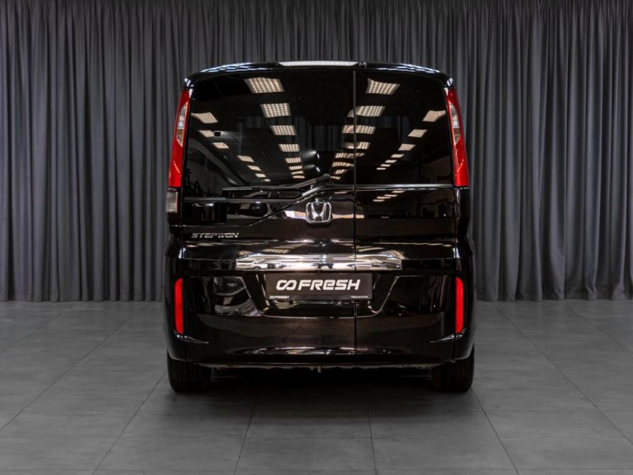 Honda Stepwgn V Рестайлинг Тюмень  - изображение 4