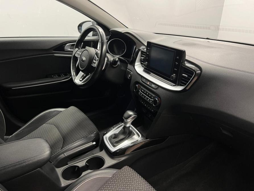 Kia Ceed III Санкт-Петербург  - изображение 12