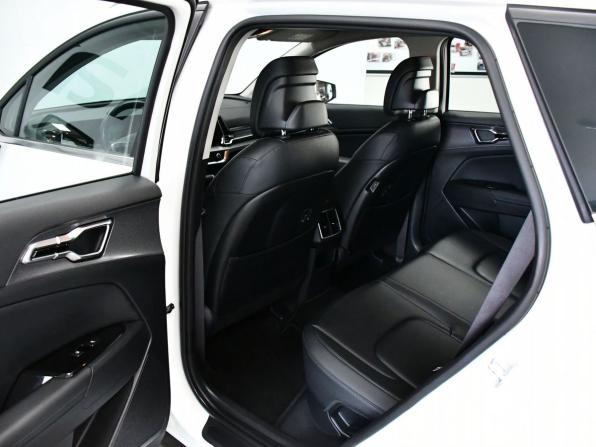 Kia Sportage V с пробегом 2022 года, цена 3 657 000 рублей, 52000 км, внедорожник, Автокод Объявления