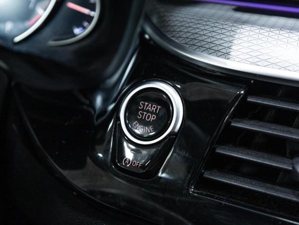 BMW 5 серии VII (G30/G31/G38) с пробегом 2018 года, цена 3 899 000 рублей, 89630 км, седан, Автокод Объявления